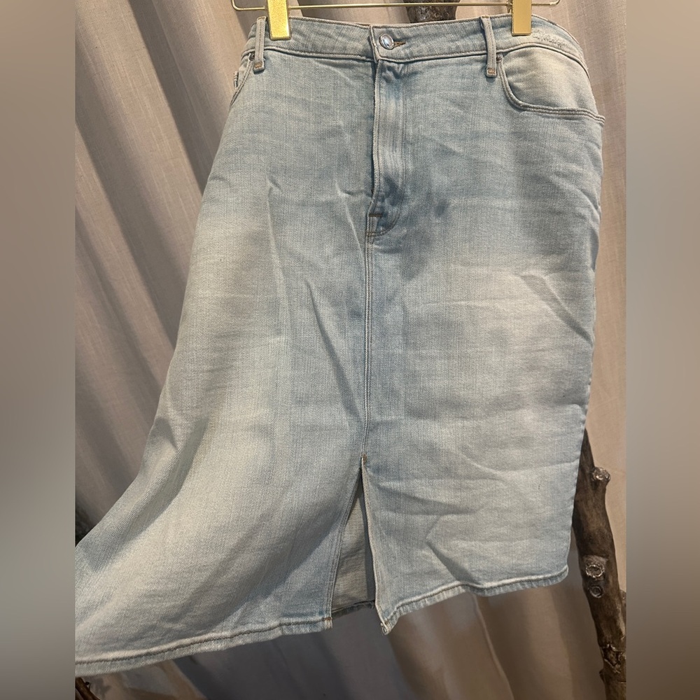 Good American Light Blue Denim Mini Skirt with Front Slit Plus Size 22 - Picture 2 of 5